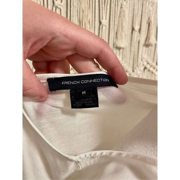NWOT French Connection Ruffle Blouse Size M - Picture 7 of 8